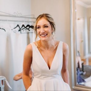 Meet your Posher, Caitlin